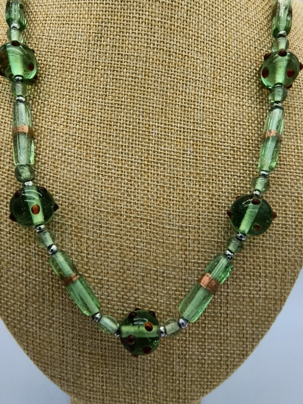 Vintage Artisan Handmade Lampwork Art Glass Bead Necklace Green Foil/Dot Beads